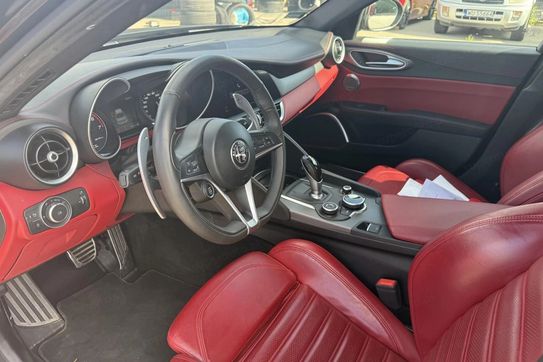 Alfa Romeo Giulia 2.0 Turbo Veloce Q4 aut