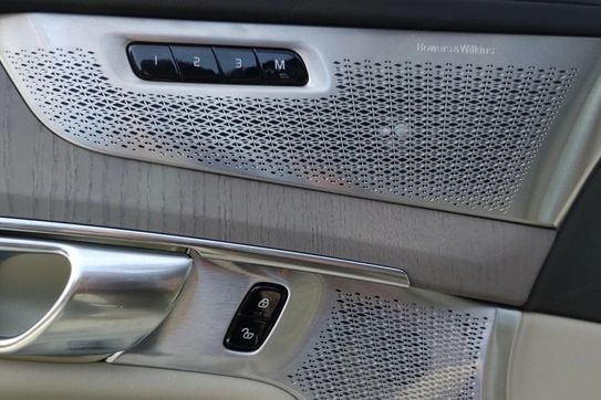 Volvo XC90 T8 AWD Plug-In Hybrid Ultra Bright 7os