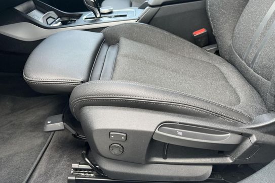 BMW Seria 1 118d Advantage aut