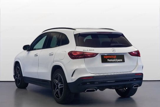 Mercedes GLA 200 AMG Line 7G-DCT
