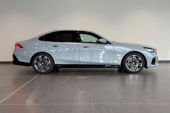 BMW Seria 5 540d xDrive M Sport