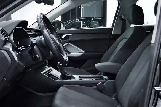 Audi Q3 35 TFSI mHEV S tronic