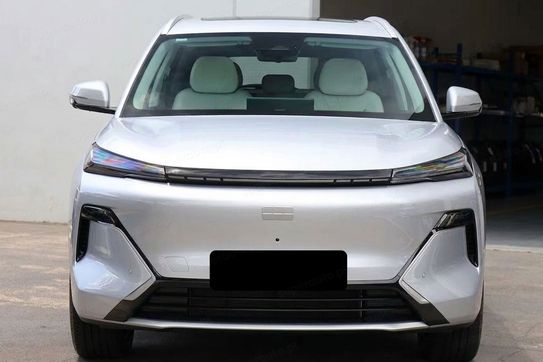 Geely Starray EM-i 1.5 PHEV Max +