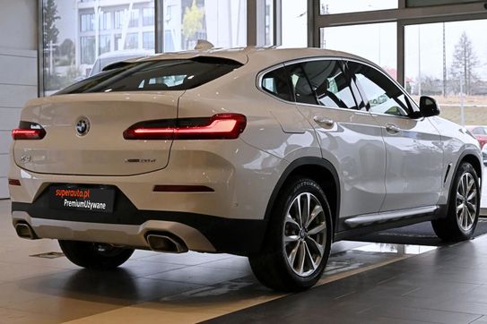 BMW X4 xDrive20d mHEV sport-aut