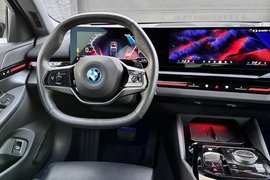 BMW Seria 5 530E