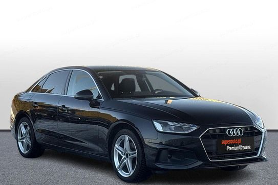 Audi A4 35 TFSI mHEV S Line