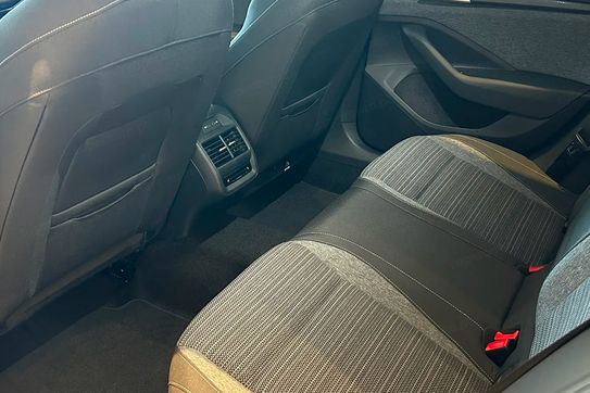 Skoda Superb Selection 2.0 TSI DSG 4x4