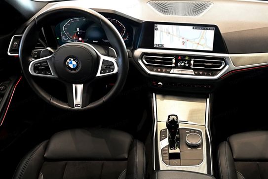 BMW Seria 3 320i M Sport sport-aut