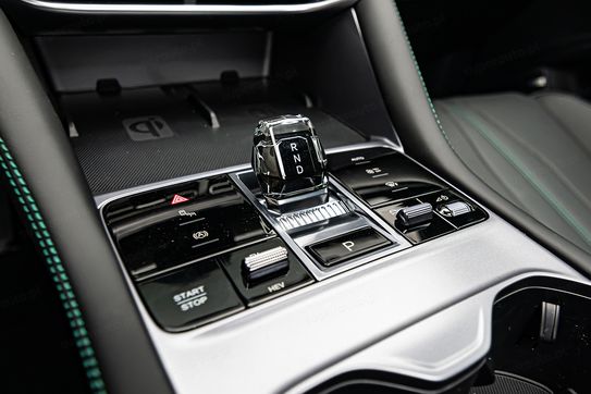 BYD Seal U DM-i  Design AWD