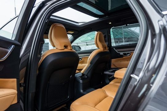 Volvo V90 T8 AWD Plug-In Hybrid Ultimate Bright aut