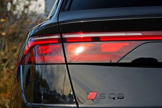 Audi Q8 SQ8 TFSI quattro