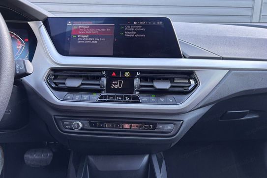 BMW Seria 1 118i aut