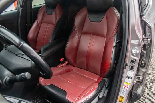 Toyota C-HR 1.8 Hybrid Style