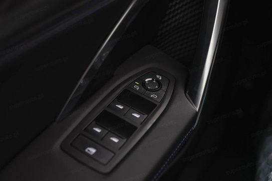 BMW iX1 eDrive20 M Sport