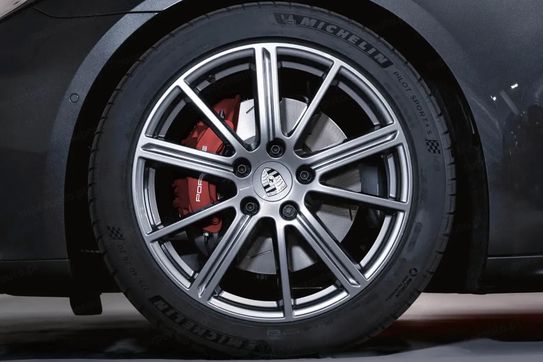 Porsche Panamera 4S E-Hybrid