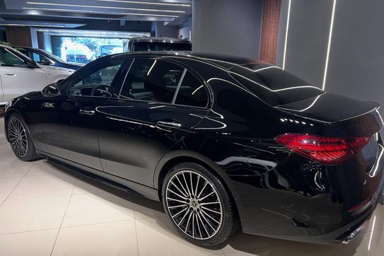 Mercedes Klasa C 300 4-Matic AMG