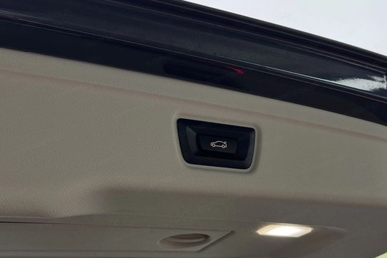 BMW Seria 3 318i aut