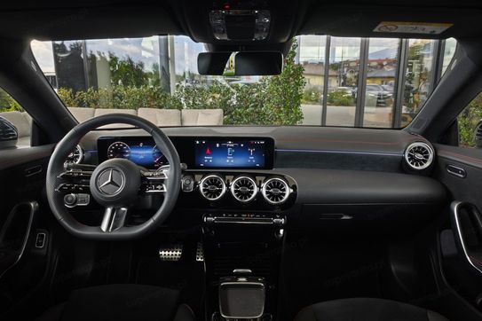 Mercedes CLA 200 AMG Line