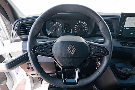 Renault Master L3 Kontener + Winda