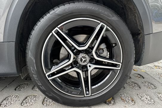 Mercedes GLB 250 4-Matic AMG Line