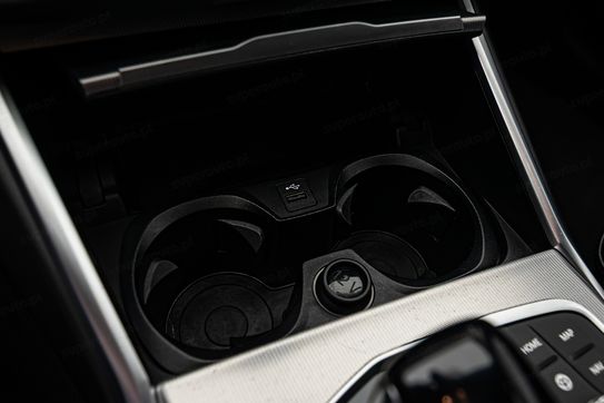 BMW Seria 3 318d