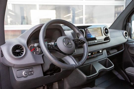 Mercedes Sprinter 317 CDI Długi Tourer Mikrobus AT