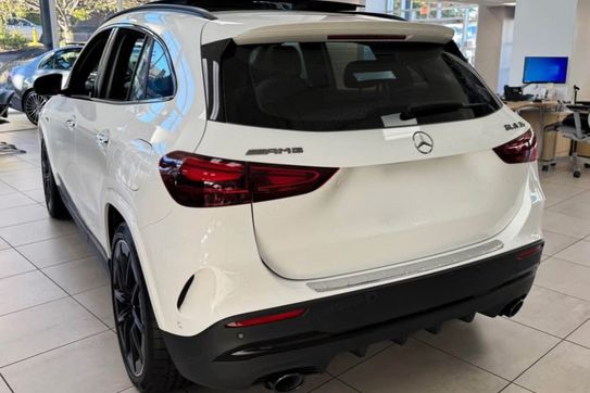 Mercedes GLA AMG 35  4-Matic