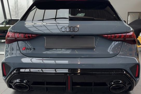 Audi A3 RS3 TFSI quattro Sportback