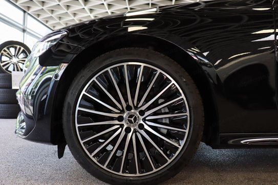 Mercedes Klasa E 200 4-Matic AMG