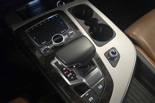 Audi Q7 e-tron 3.0 TDI quattro Tiptr.