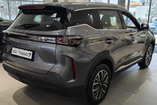 Chery Tiggo 7 Premium 1.5 T-GDI HEV DCT