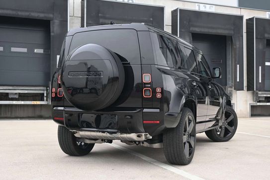 Land Rover Defender 110 3.0 D250 X-Dynamic HSE