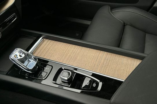 Volvo XC60 B5 B AWD Momentum Pro aut