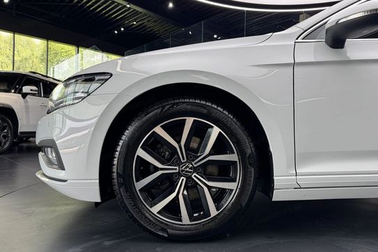 Volkswagen Passat 1.5 TSI Business EVO