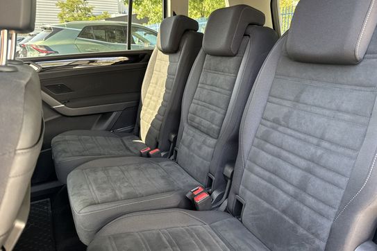 Volkswagen Touran Highline 1.5 TSI  DSG