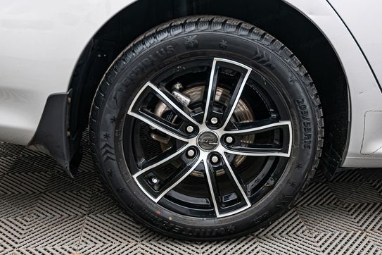 Toyota Corolla 1.6 Premium