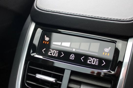 Volvo XC90 T8 AWD Plug-In Hybrid Ultimate Bright 7os