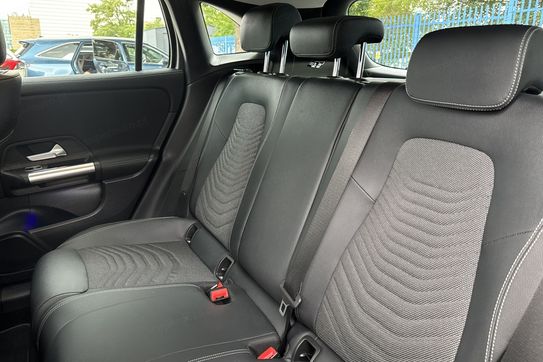 Mercedes GLA 200