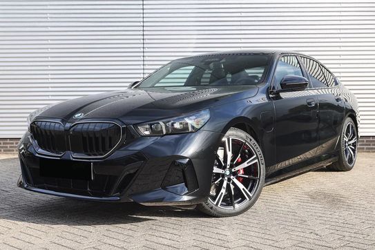 BMW Seria 5 530e xDrive M Sport