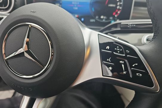 Mercedes Klasa C 300 e T Avantgarde