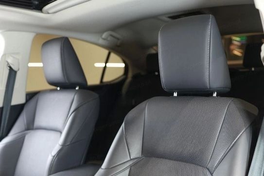 Lexus ES 300h Business Edition