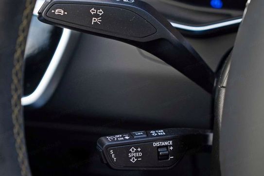 Audi A6 RS6 TFSI quattro Performance Avant