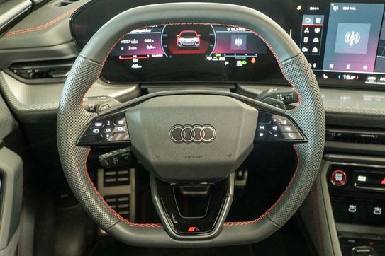 Audi Q5 TDI quattro S line