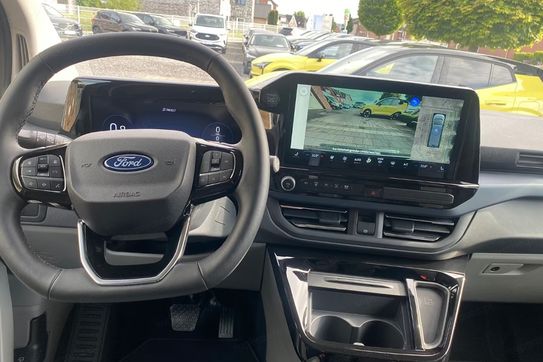 Ford Tourneo Custom 320 L2H1 Active A8 AWD