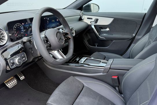 Mercedes CLA 200 AMG Line