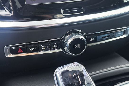 Volvo V60 T6 AWD Plug-In Hybrid Plus Bright aut