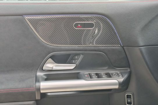 Mercedes GLA 200 mHEV AMG Line 7G-DCT