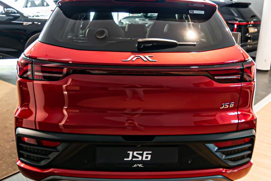 Jac JS6 1.5T-GDI AT