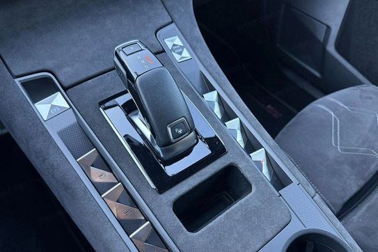 DS DS7 1.6 PureTech Performance Line +