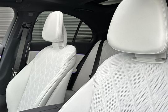 Mercedes E Klasa 220 d  4-Matic AMG